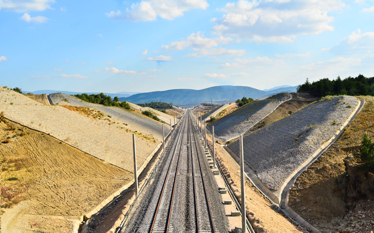 ANKARA-İSTANBUL HIZLI TREN 2. ETAP KESİM 1 2