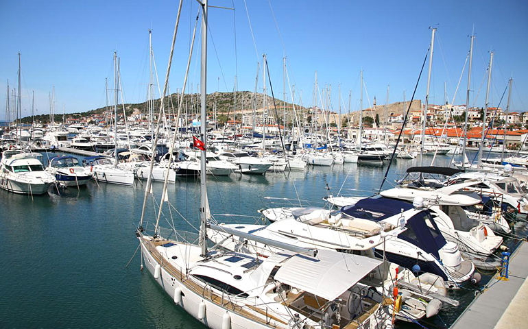 ÇEŞME MARINA İZMİR 4